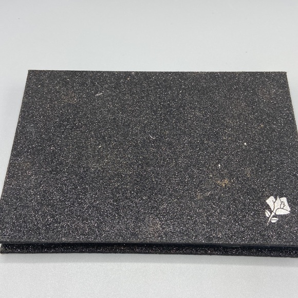 Lancome Glow eye  and blush Pallett - Picture 3 of 4